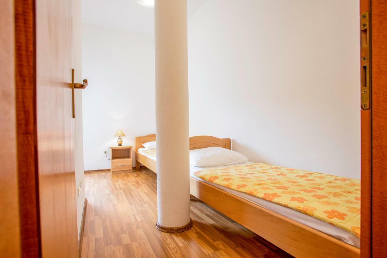 Larus-M Apartments Mimice Bagian luar foto